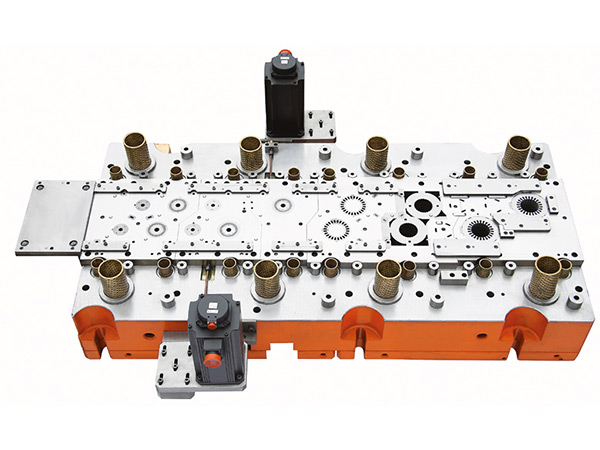 107X107定转子双列大回转级进模-HD084X